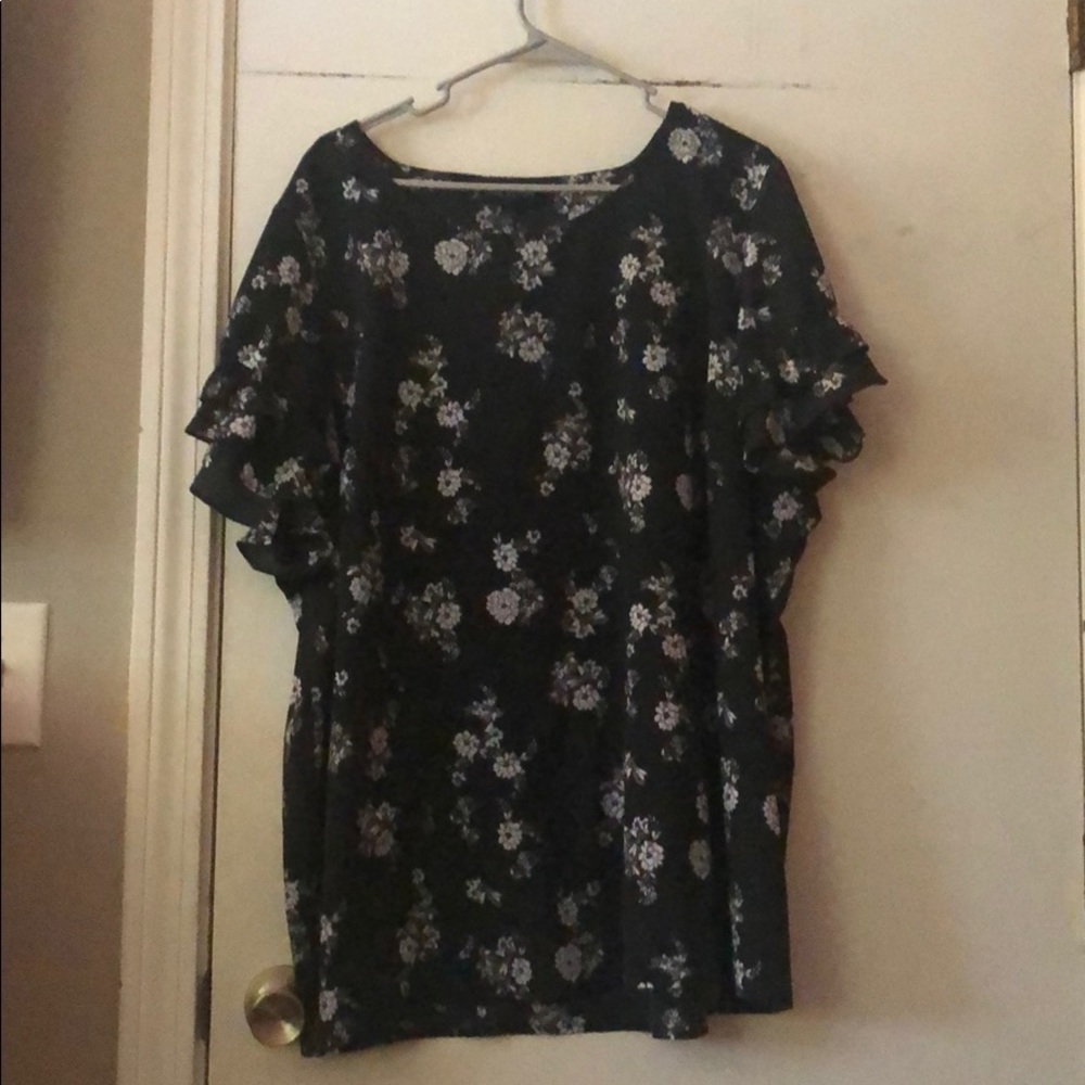 Lane Bryant flutter sleeve tee.